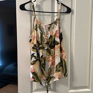 Tank top with front tie willow and root